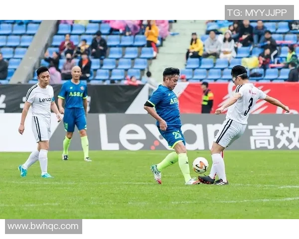 深圳足球队的逆袭之旅:从低谷到巅峰的奋斗与荣耀